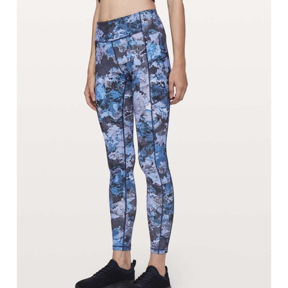 Lululemon Pants - Lululemon Speed Up Tight *Full-On Luxtreme 28" Screen Camo Multi Blue Sz 6 C4